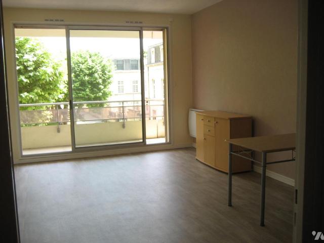 STUDIO 26A rue de la Motte 71100 CHALON S/SAONE