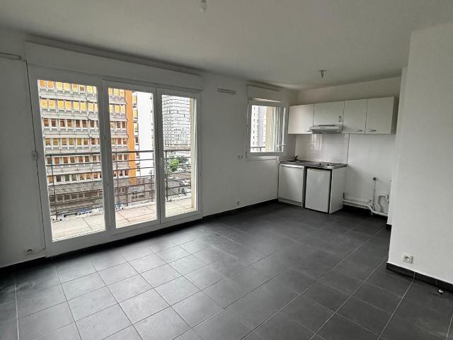 Studio 27 m²