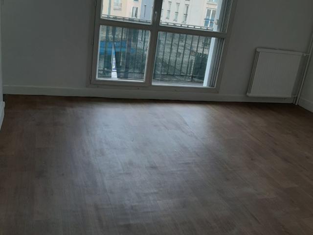 Studio · 27 m²