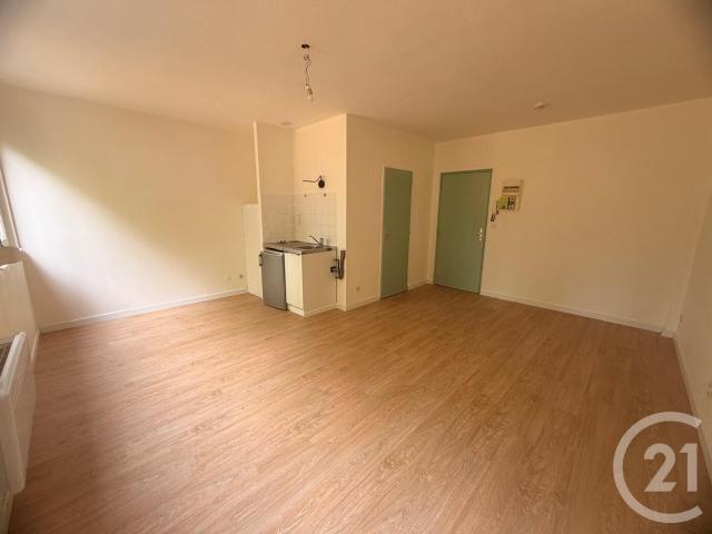 Studio 27 m²