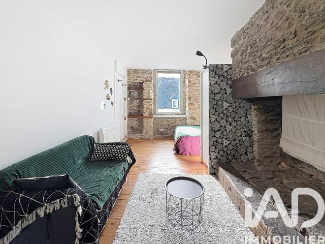 Studio 27 m²