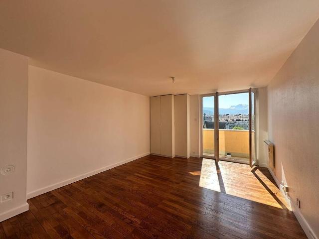 Studio 27 m²