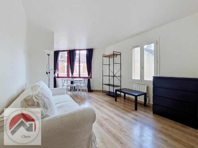 Studio 27 m²
