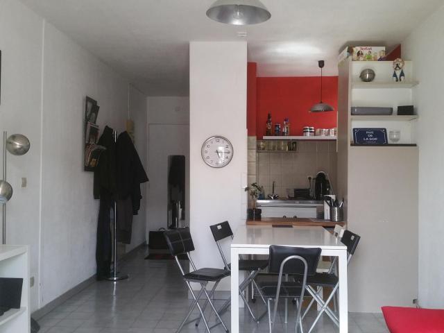 Studio 27 m²