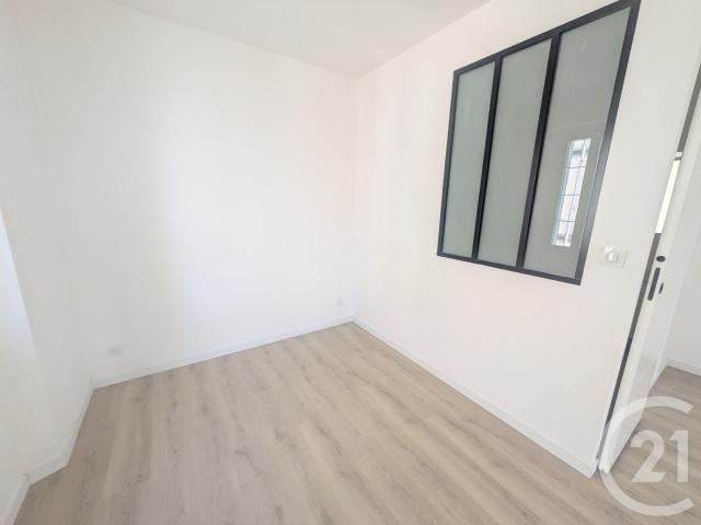 Studio 27 m²