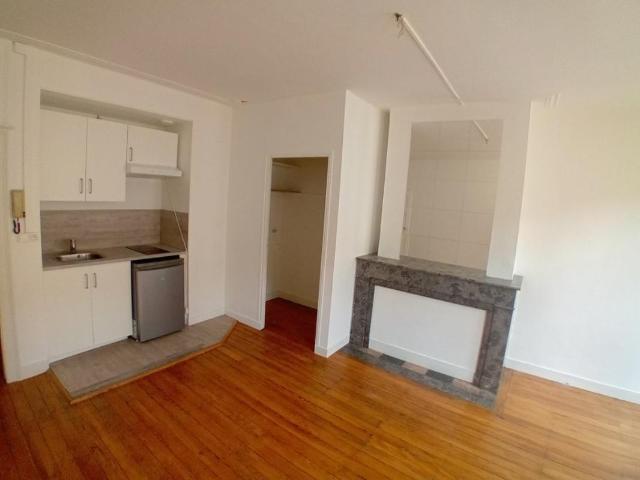 Studio 27 m²