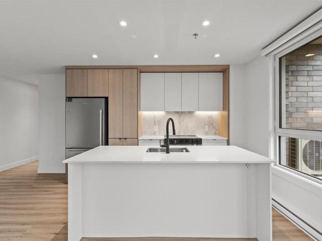 Studio 2800 Boulevard Thimens, Deschaillons sur Saint Laurent