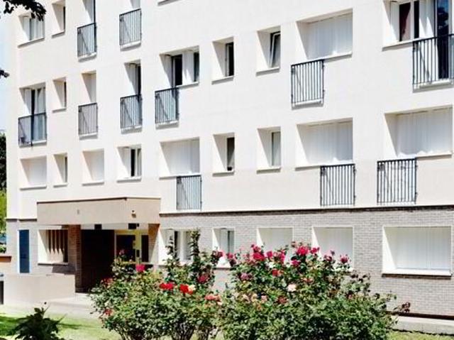 Studio · 28 m²