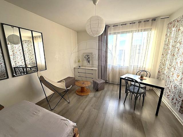 Studio 28 m²