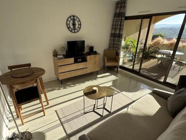 Studio 28 m²