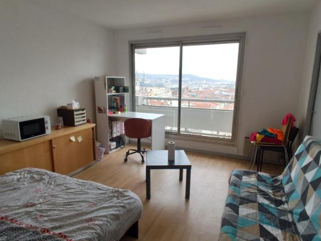 Studio 28 m²