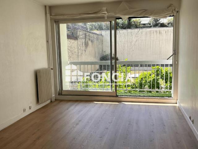 Studio 28 m²