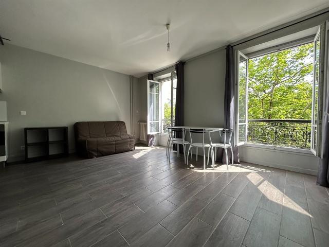 Studio 28 m²