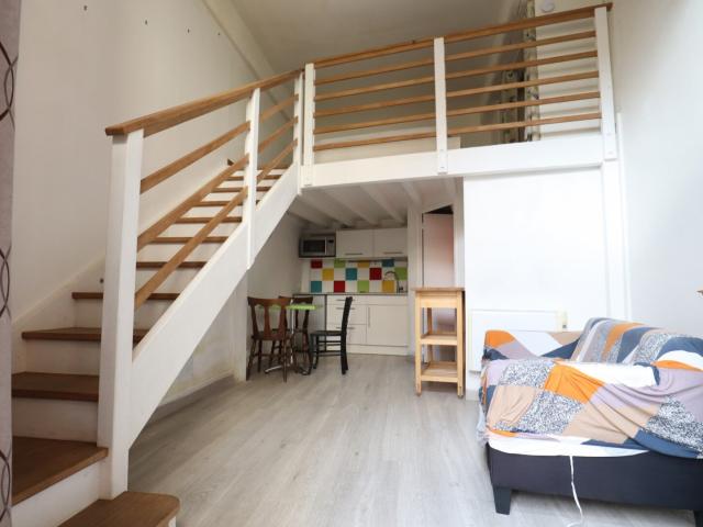 STUDIO 28 M² HYPERCENTRE