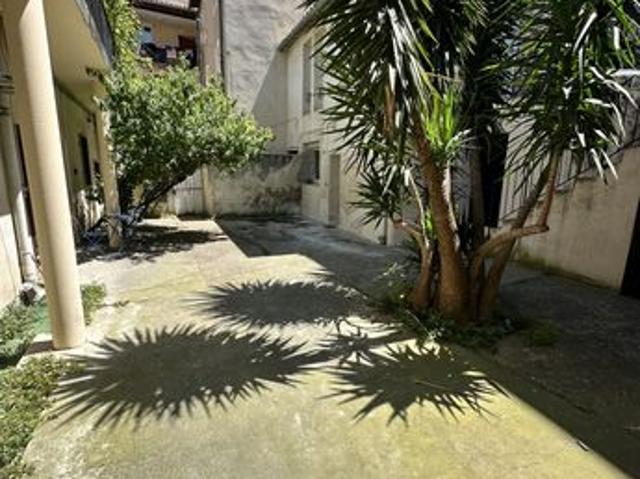 Studio 2 pièces 15 m²