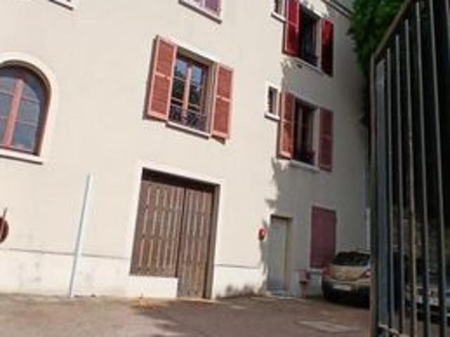 Studio 2 pièces 17 m²