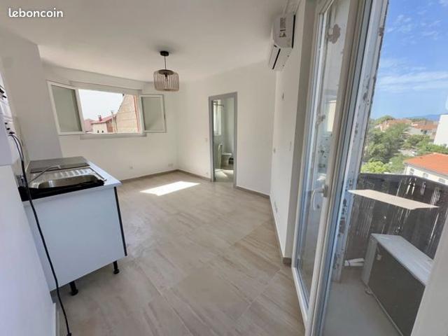 Studio 2 pièces 17 m²