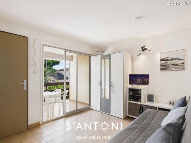 Studio 2 pièces 21 m²