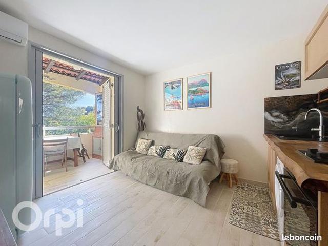 Studio 2 pièces 22 m²