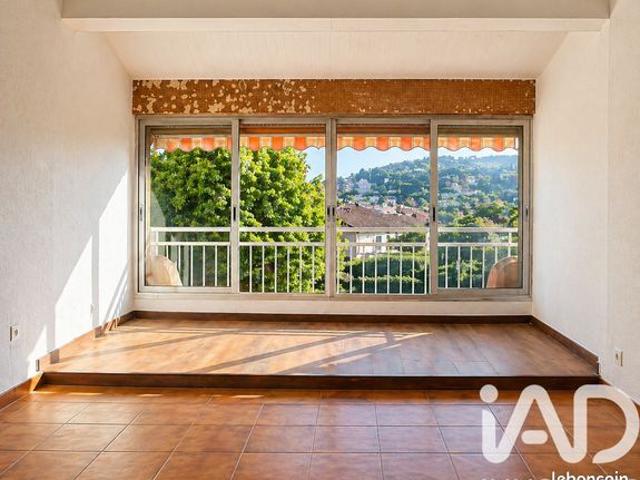 Studio 2 pièces 27 m²