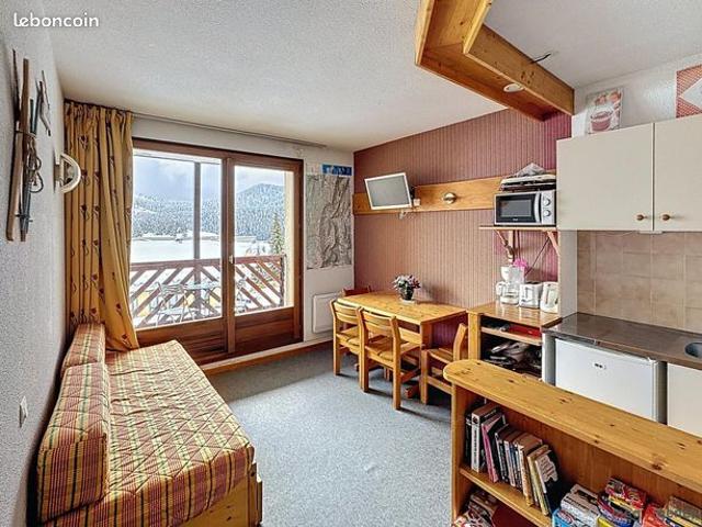 Studio 2 pièces 25 m²