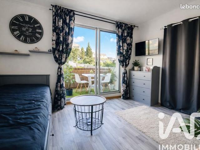 Studio 2 pièces 25 m²