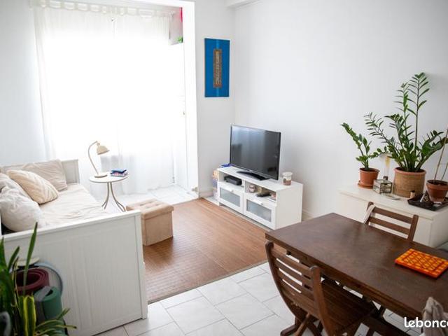 Studio 2 pièces 25 m²