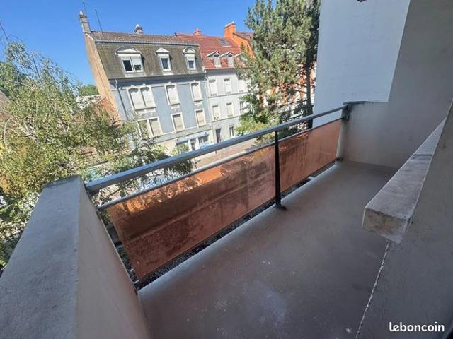 Studio 2 pièces 25 m²