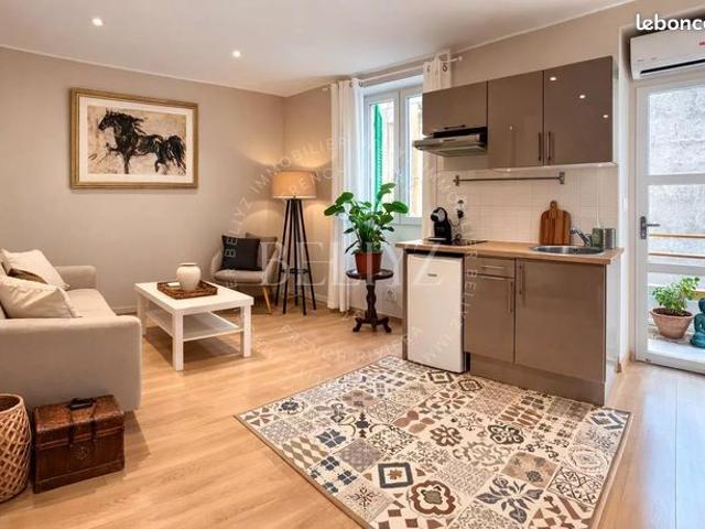 Studio 2 pièces 27 m²