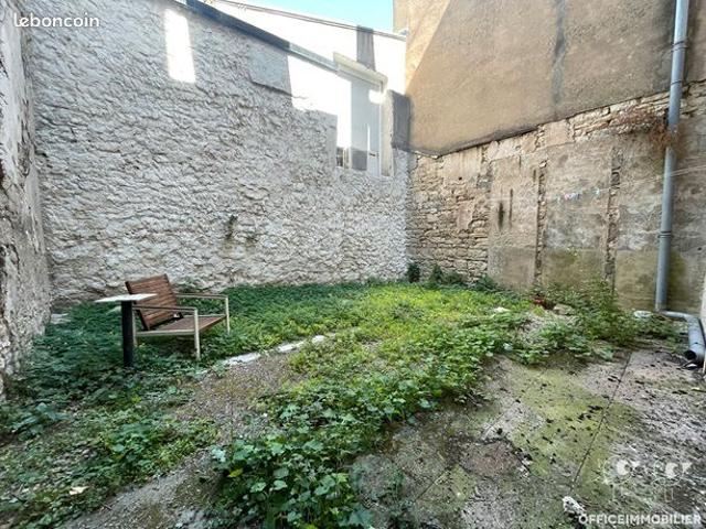 Studio 2 pièces 28 m²