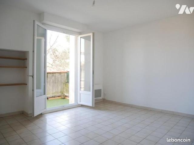 Studio 2 pièces 30 m²