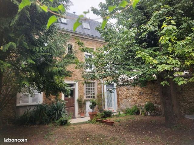 Studio 2 pièces 30 m²