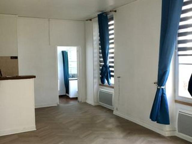 Studio 2 pièces 30 m²