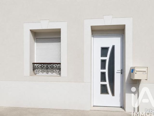Studio 2 pièces 30 m²