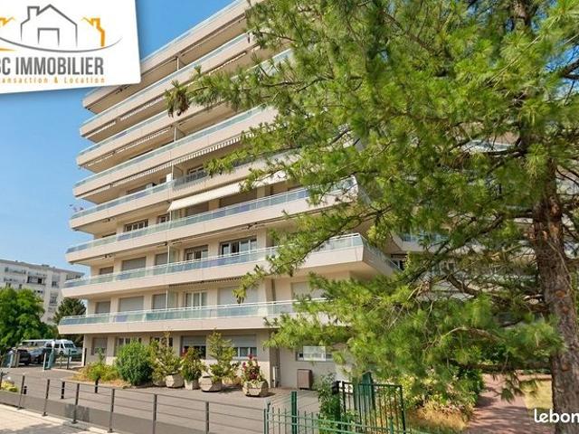 Studio 2 pièces 33 m²