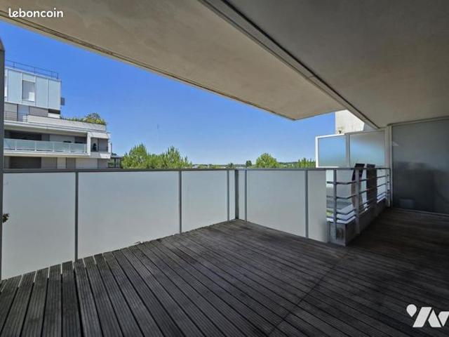 Studio 2 pièces 33 m²