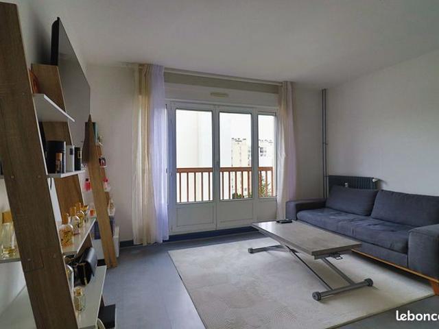 Studio 2 pièces 33 m²