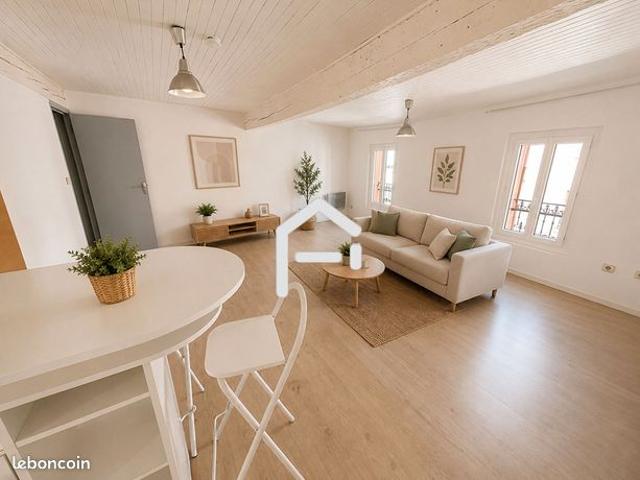 Studio 1 pièce 33 m²