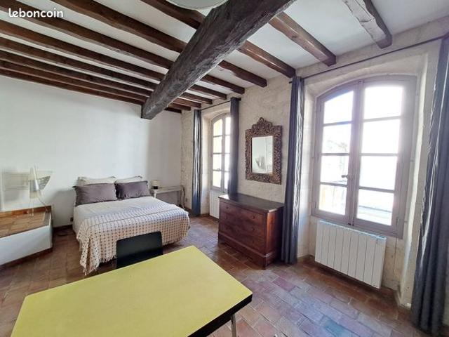 Studio 2 pièces 53 m²
