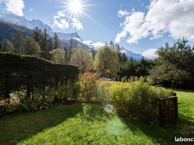 Studio 2 pièces 79 m²