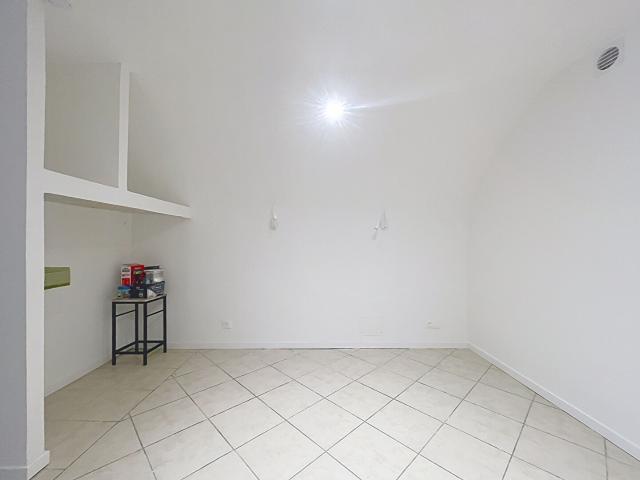 Studio 30.31m2, VELAUX