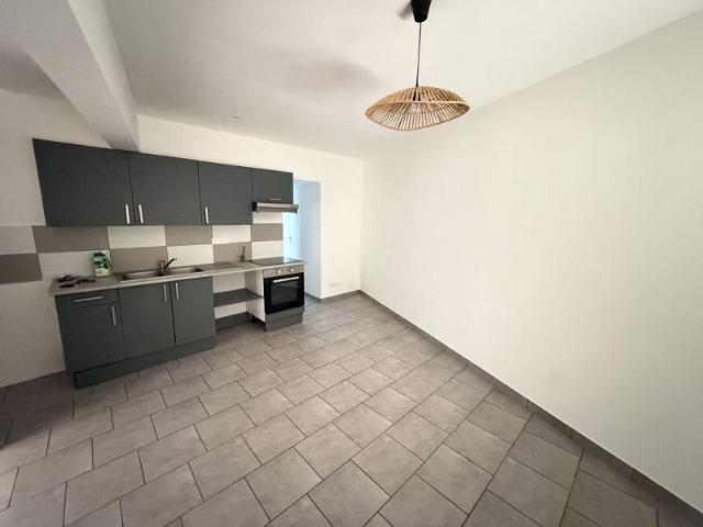 T2 30.88m ²