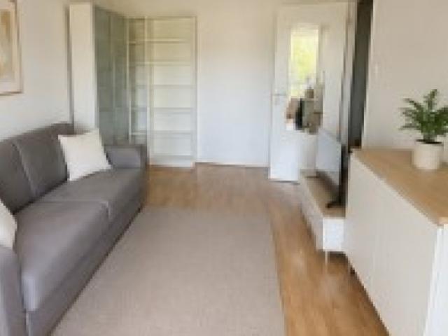 STUDIO 30 m2 + Balcon + Parking. Vendu loué
