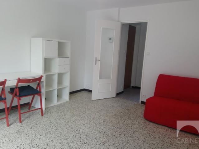 Studio 30 m²
