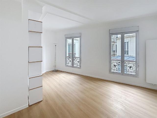 Studio 30 m²