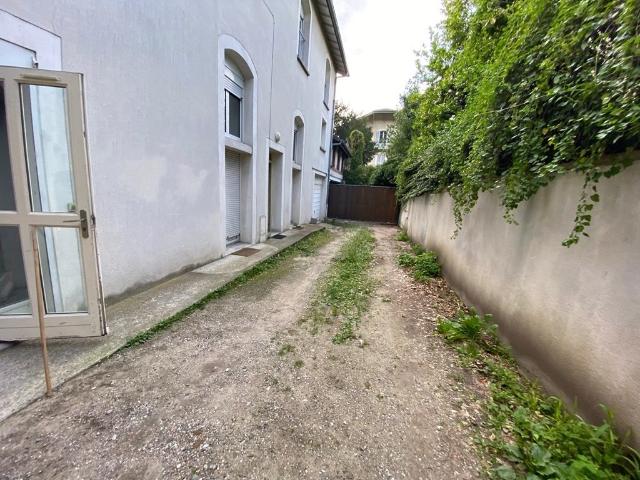 Studio 30 m²