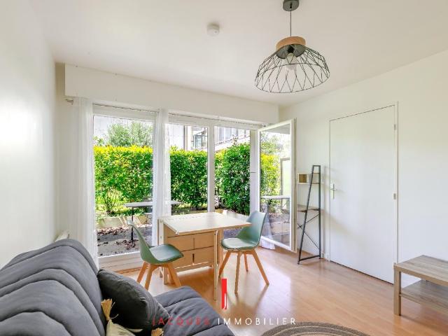 Studio 30 m²
