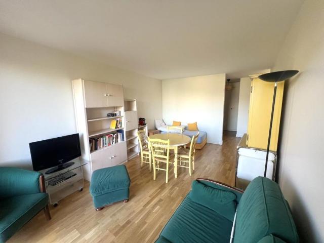 Studio 30 m²