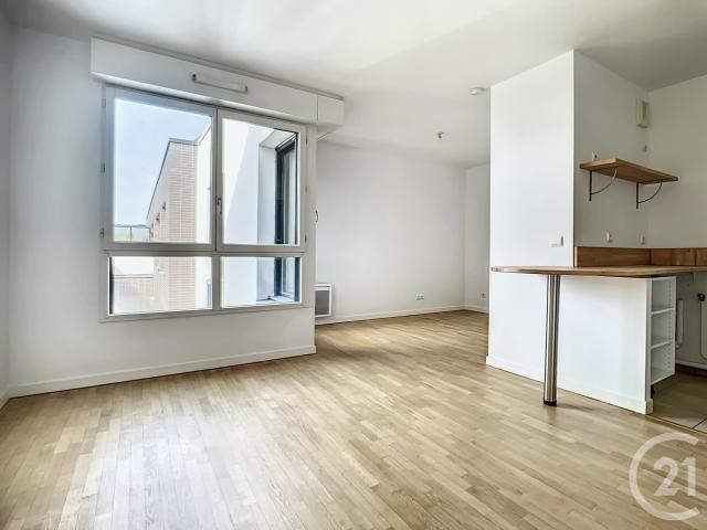 Studio 30 m²