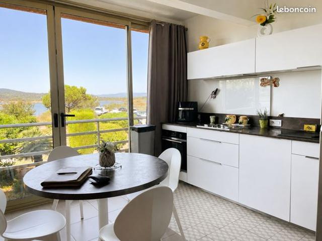 Studio 30 m² Fréjus